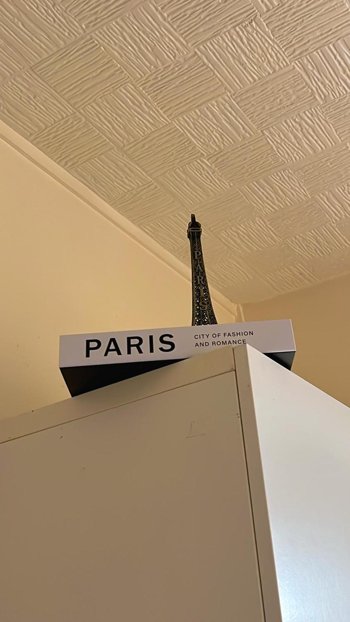 Scandal - Atelier Studio Parigi Esterno foto